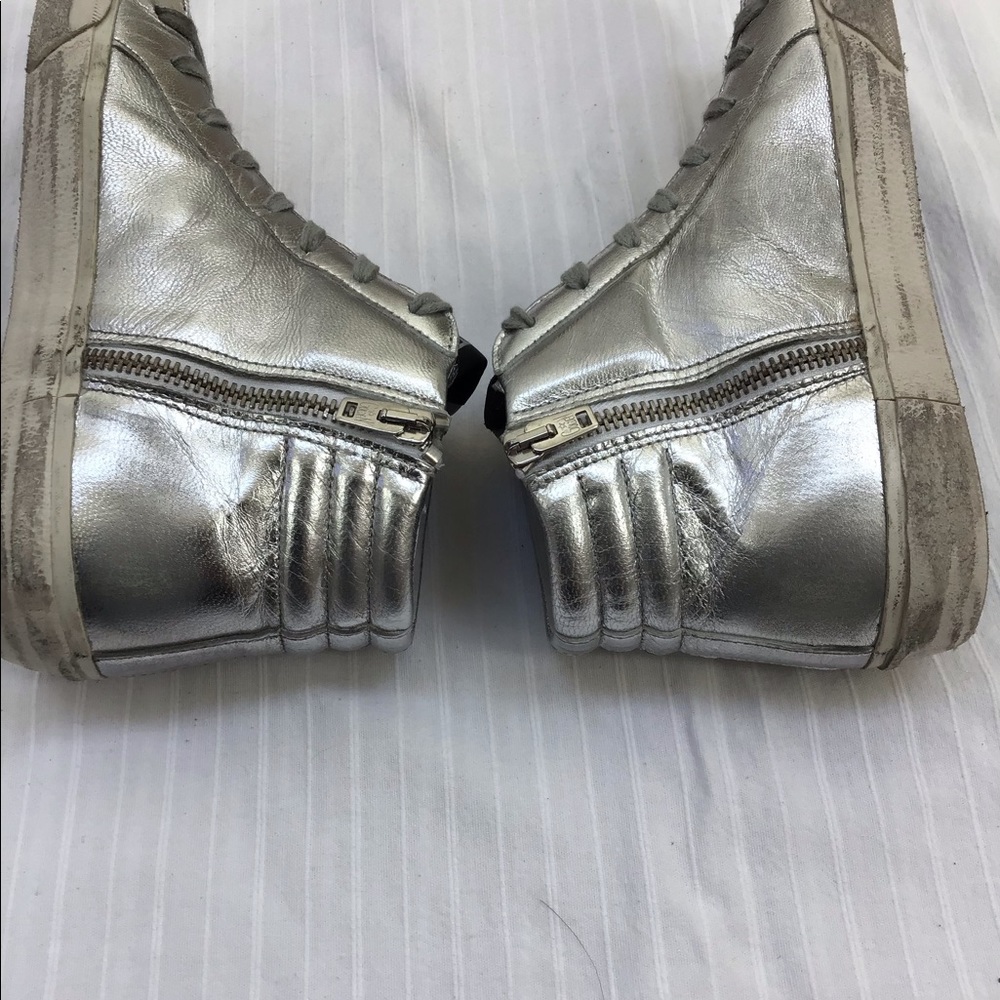 SOLD‼️GOLDEN GOOSE FRANCY SILVER STUDDED SNEAKERS - Picture 5 of 7
